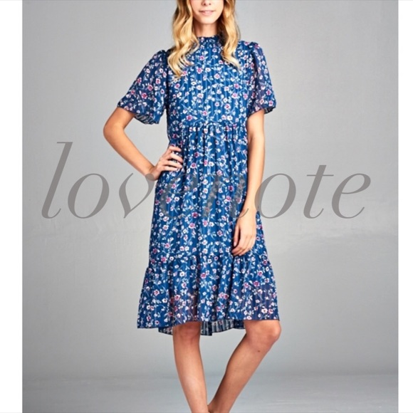 ❤️1 S left❤️ Lined Short Sleeve Floral Midi Dress - Picture 3 of 5